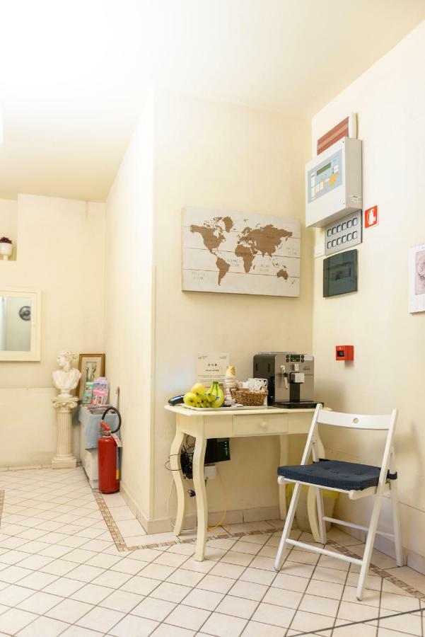B&B Life Style Novecento Florence Exterior photo