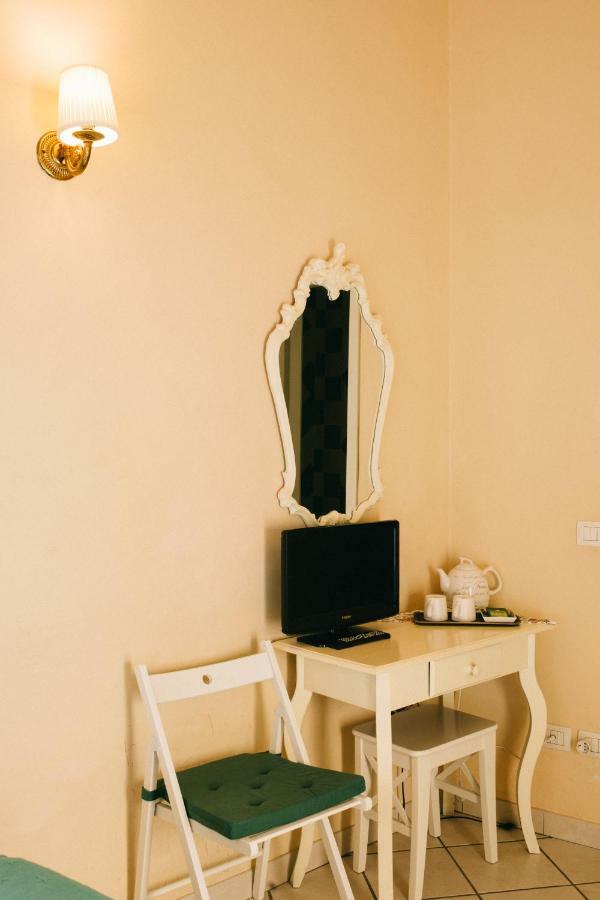 B&B Life Style Novecento Florence Exterior photo
